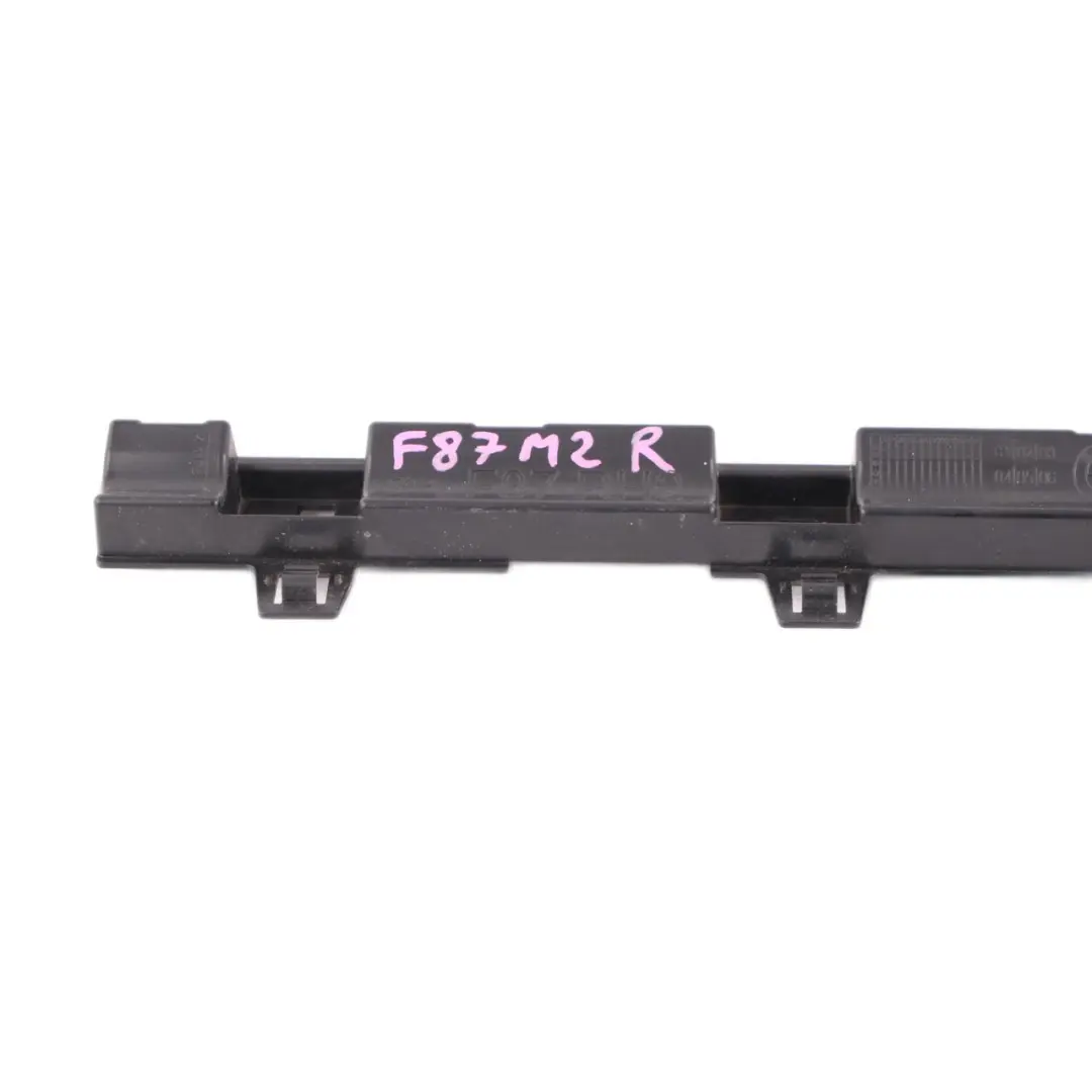 Striscia Supporto Minigonna Laterale Centrale Destra per BMW F87 M2 con numero di parte 8065432 BMW F87 M2 Striscia Supporto Minigonna Laterale Centrale Destra - SKU 8065432 - Numero di parte 8065432