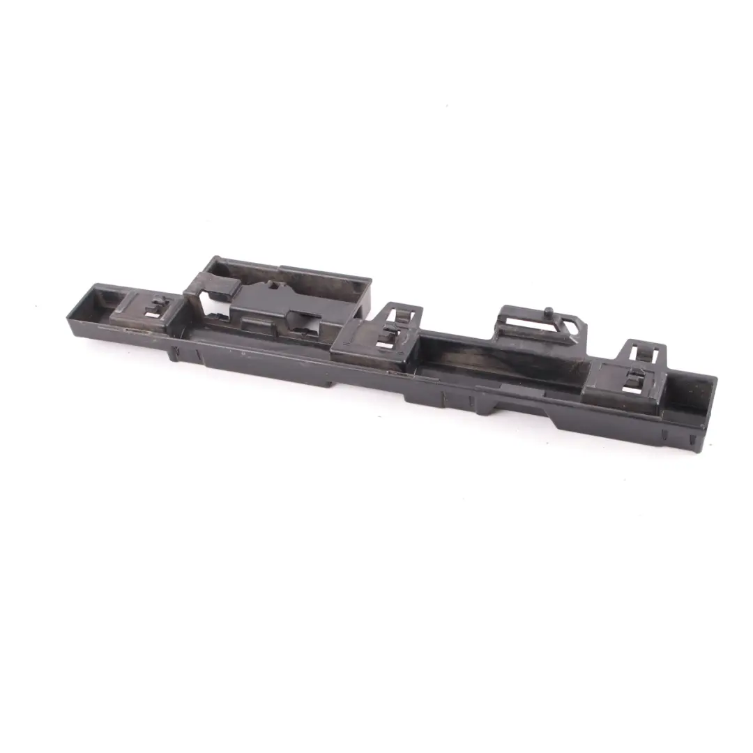 Ślizg Progu Środkowy Tylny Prawy do BMW F87 M2 o numerze 8065434 BMW F87 M2 Ślizg Progu Środkowy Tylny Prawy - SKU 8065434 - Numer Części 8065434