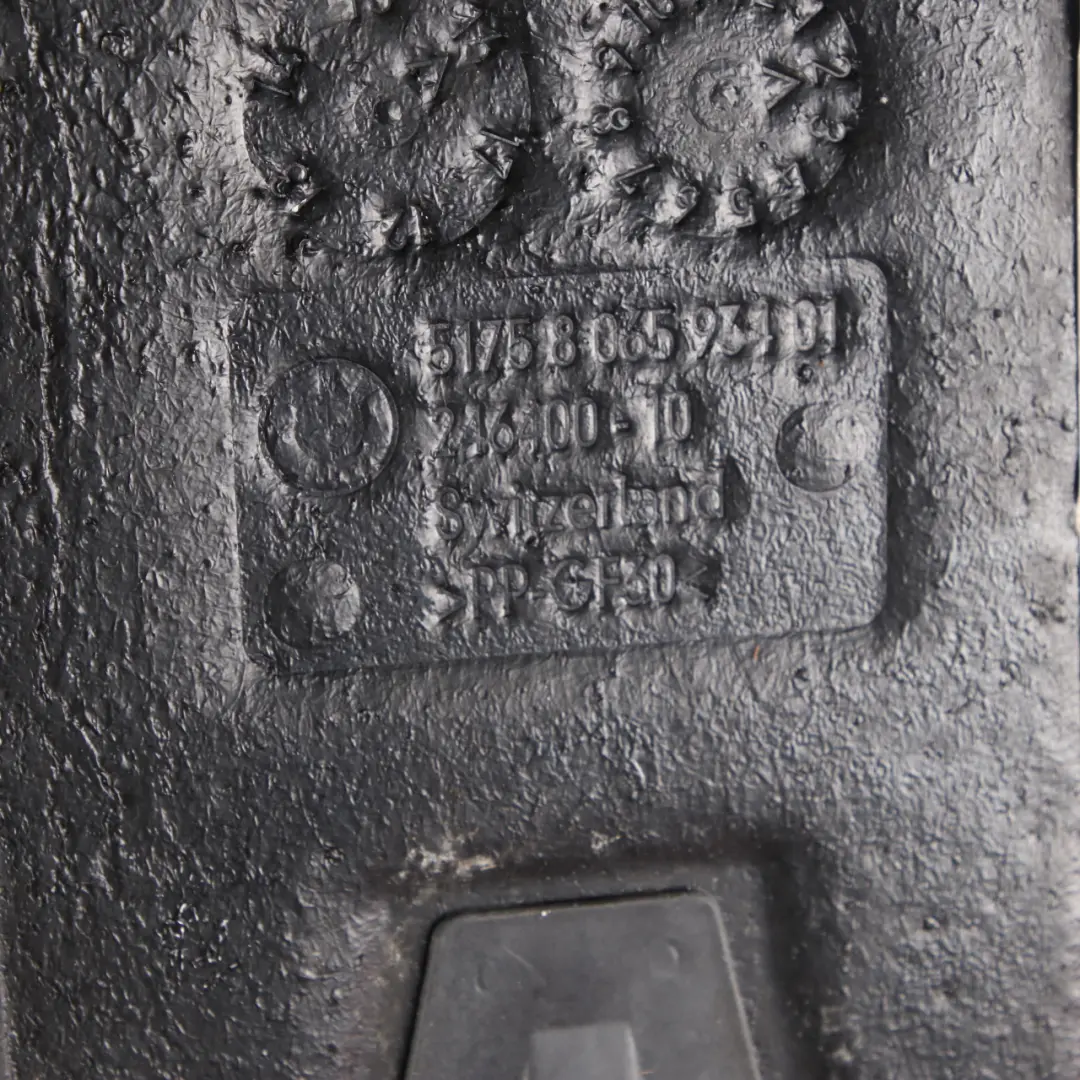 Recubrimiento Bajo Chasis BMW F87 M2 Aislamiento Panel Cubierta Centro Chasis para con número de pieza 8065934 Recubrimiento Bajo Chasis BMW F87 M2 Aislamiento Panel Cubierta Centro Chasis - SKU 8065934 - Número de pieza 8065934