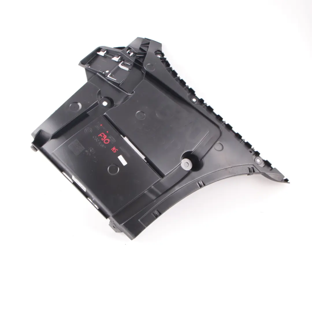 Guide hintere Stoßstange Seite rechts Halterung für BMW G30 M Sport mit Teilenummer 8066722 BMW G30 M Sport Guide hintere Stoßstange Seite rechts Halterung - SKU 8066722 - Teilenummer 8066722