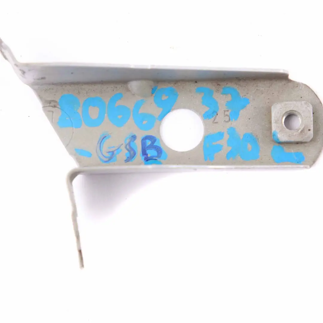 Pannello anteriore sinistro staffa ghiacciaio argento per BMW F30 F32 con numero di parte 8066937 BMW F30 F32 Pannello anteriore sinistro staffa ghiacciaio argento - SKU 8066937-GSB - Numero di parte 8066937