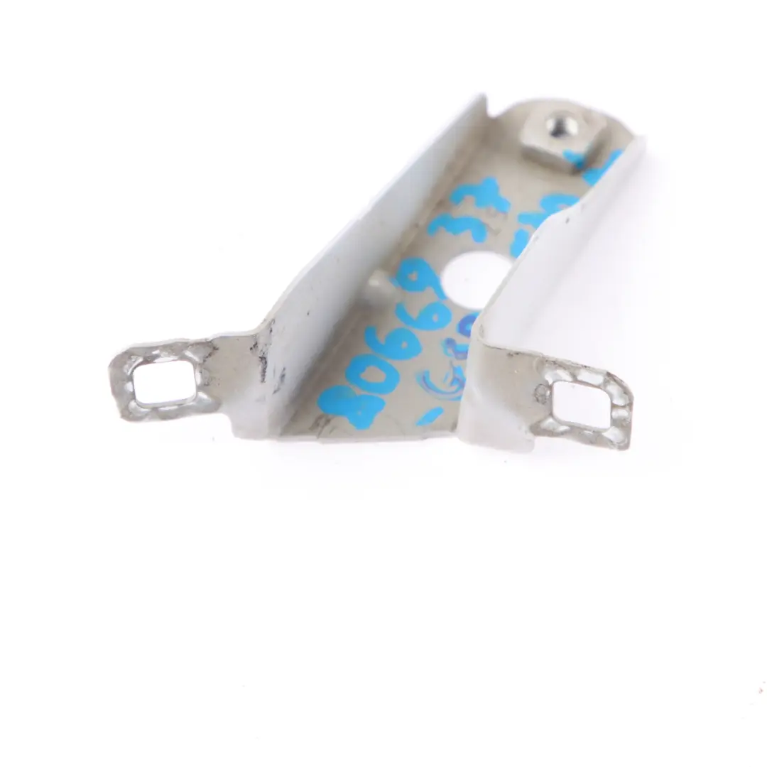 Pannello anteriore sinistro staffa ghiacciaio argento per BMW F30 F32 con numero di parte 8066937 BMW F30 F32 Pannello anteriore sinistro staffa ghiacciaio argento - SKU 8066937-GSB - Numero di parte 8066937