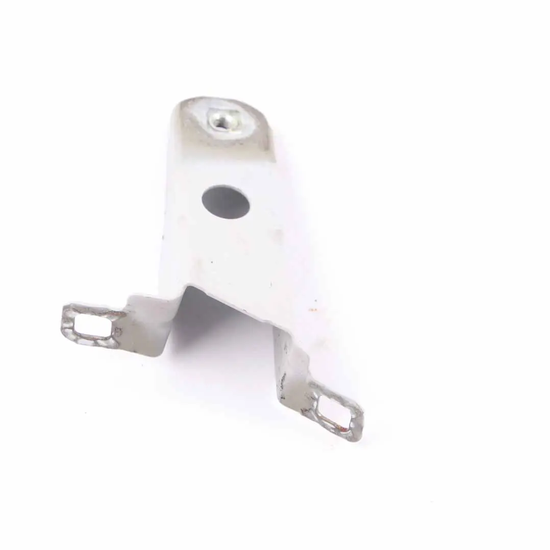 Pannello anteriore sinistro staffa ghiacciaio argento per BMW F30 F32 con numero di parte 8066937 BMW F30 F32 Pannello anteriore sinistro staffa ghiacciaio argento - SKU 8066937-GSB - Numero di parte 8066937