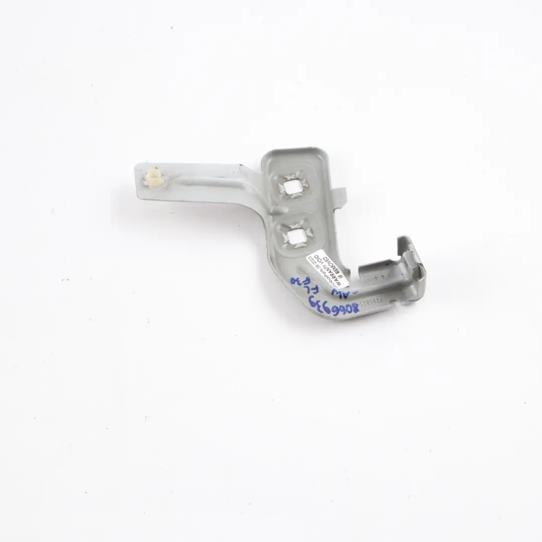 Fender Bracket Panel Mount Front Left Alpinweiss White - 300 8066939 to BMW F30 F31 with Part number 8066939-AW BMW F30 F31 Fender Bracket Panel Mount Front Left Alpinweiss White - 300 8066939 - SKU 8066939-AW - Part number 8066939-AW