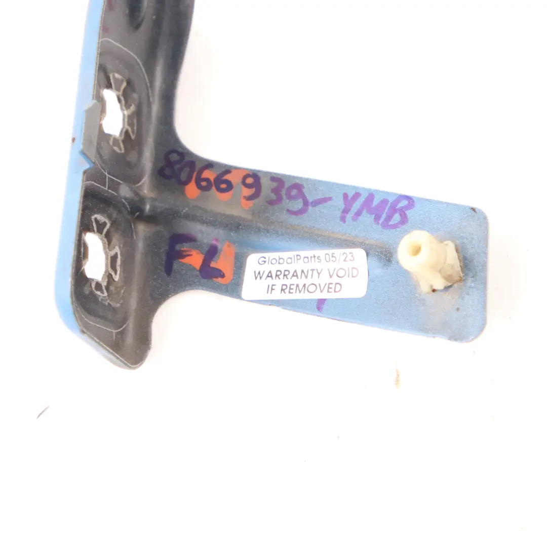 Staffa parafango BMW F30 F31 Montaggio pannello sinistro Yas Marina Blue per con numero di parte 8066939 Staffa parafango BMW F30 F31 Montaggio pannello sinistro Yas Marina Blue - SKU 8066939-YMB - Numero di parte 8066939