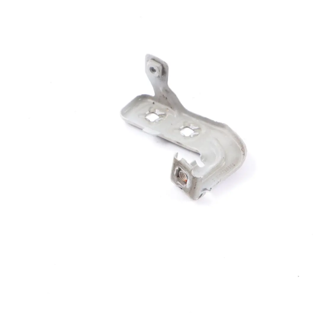 Guardabarros Delantero Panel Derecho Soporte de montaje Blanco 300 para BMW F30 F32 con número de pieza 8066940 BMW F30 F32 Guardabarros Delantero Panel Derecho Soporte de montaje Blanco 300 - SKU 8066940-AW - Número de pieza 8066940