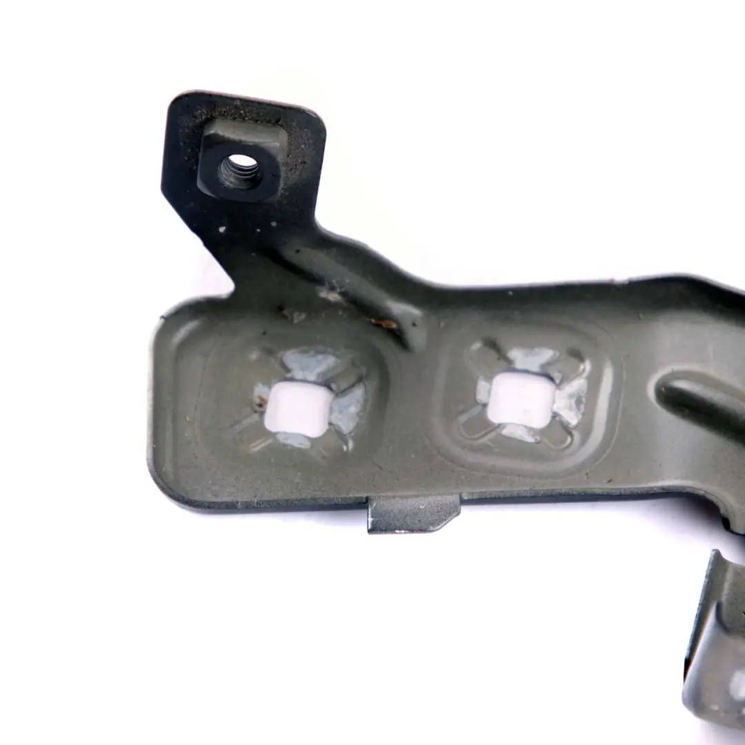 Front Wing Panel Right O/S Bracket Mount Holder Black Sapphire to BMW 3 4 F30 F32 with Part number 8066940 BMW 3 4 F30 F32 Front Wing Panel Right O/S Bracket Mount Holder Black Sapphire - SKU 8066940-BS - Part number 8066940