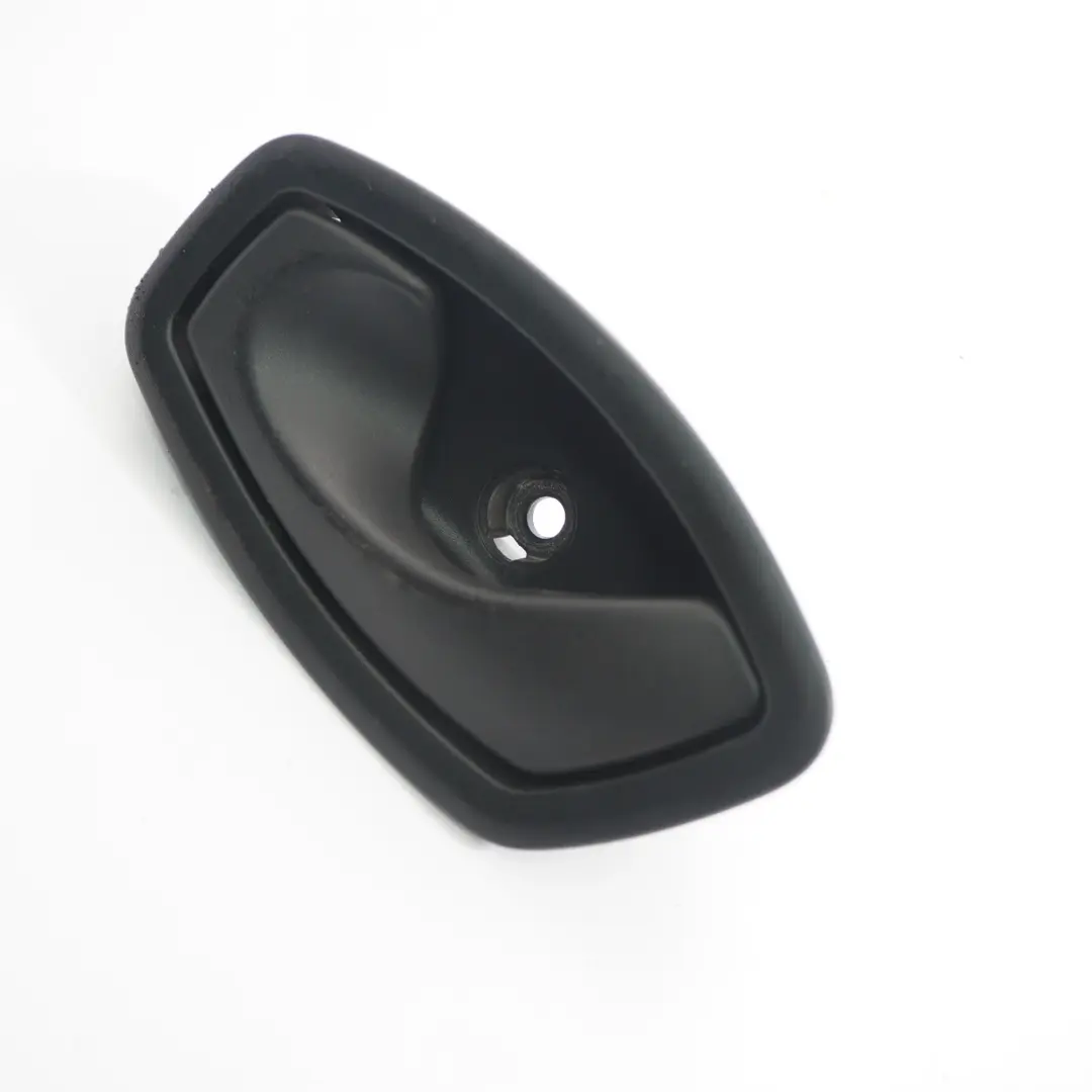 Poignée de porte Renault Trafic Intérieur avant gauche pour à propos du numéro de pièce 806700006R Poignée de porte Renault Trafic Intérieur avant gauche - SKU 806700006R - Numéro de pièce 806700006R