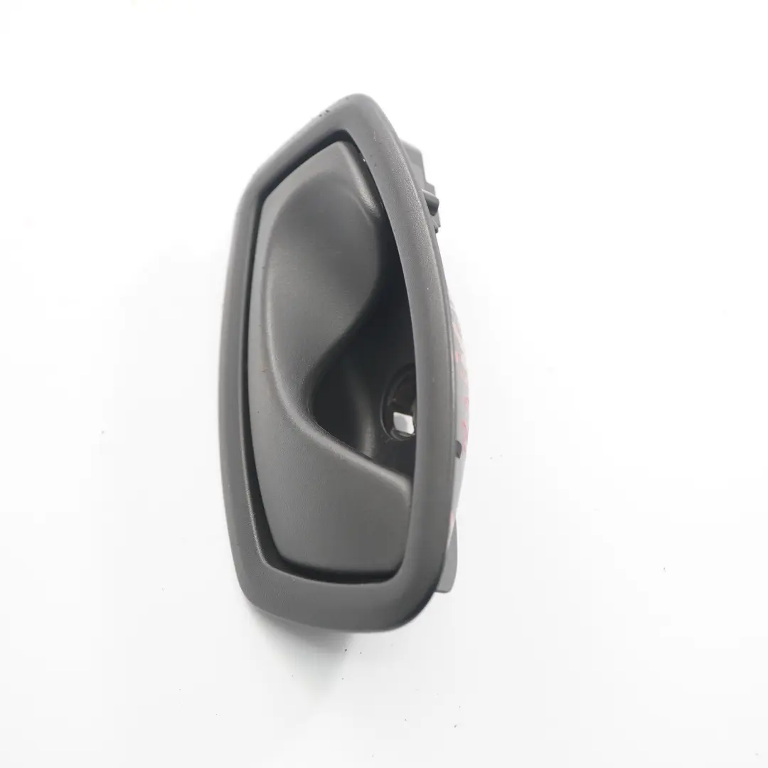 Maniglia porta Renault Trafic Interno anteriore sinistro per con numero di parte 806700006R Maniglia porta Renault Trafic Interno anteriore sinistro - SKU 806700006R - Numero di parte 806700006R