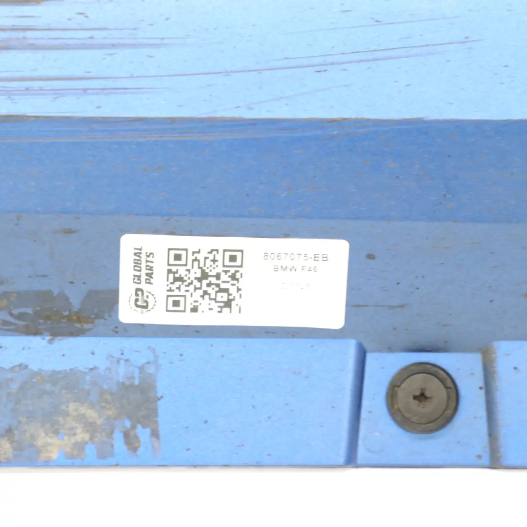 Plaque de seuil gauche Side Skirt Estorilblau Blue - B45 pour BMW F46 GT M Sport à propos du numéro de pièce 8067075 BMW F46 GT M Sport Plaque de seuil gauche Side Skirt Estorilblau Blue - B45 - SKU 8067075-EB - Numéro de pièce 8067075