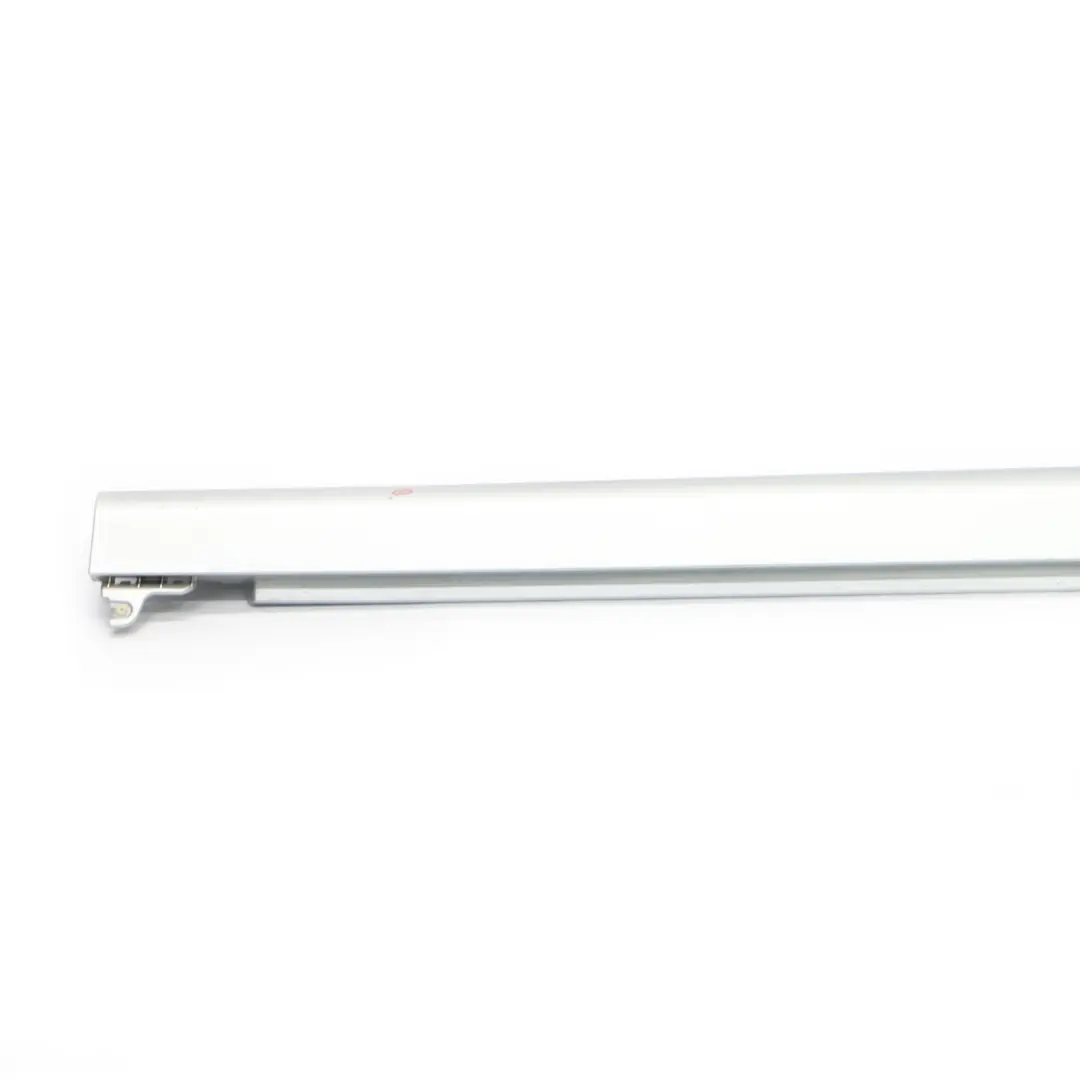  Faldón lateral BMW X1 F48 M Sport Derecho Glacier Silver Metallic - A83 - SKU 8067688-GSB - Número de pieza 8067688