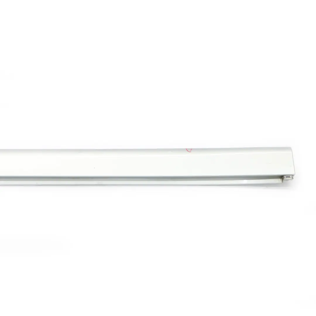  Faldón lateral BMW X1 F48 M Sport Derecho Glacier Silver Metallic - A83 - SKU 8067688-GSB - Número de pieza 8067688