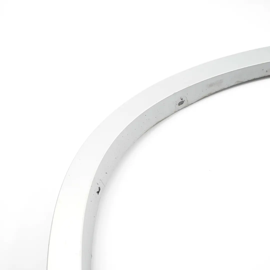  Cubre Paso de Rueda BMW X1 F48 M Sport Trasero Izquierdo Glacier Silver - A83 - SKU 8067703-GSB - Número de pieza 8067703