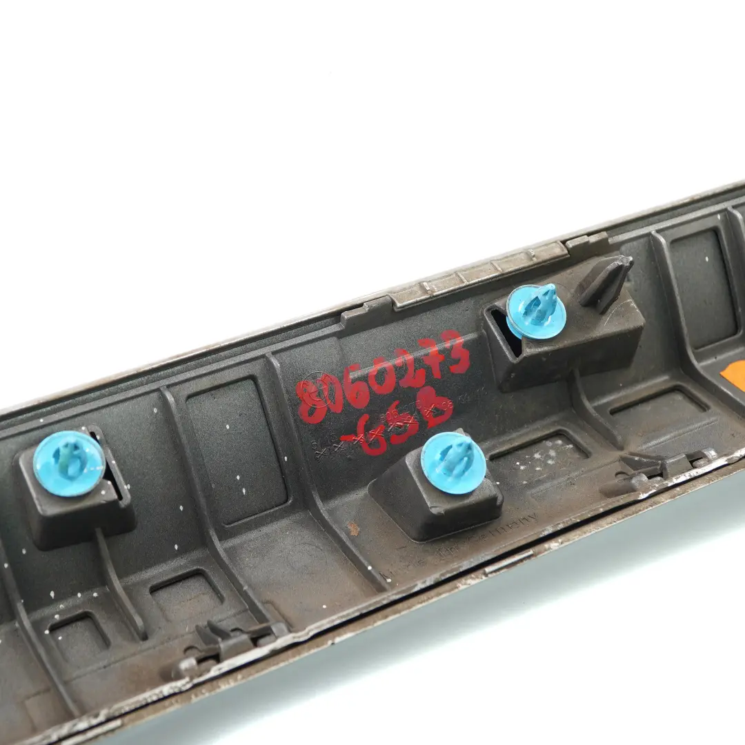  BMF X1 F48 Protector banda puerta trasera izquierda M Sport Glacier Silver - SKU 8067707-GSB - Número de pieza 8067707