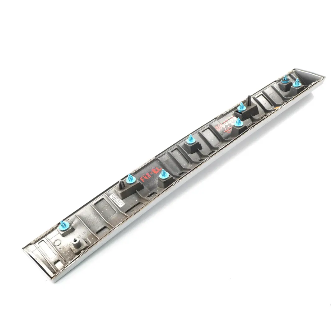  BMF X1 F48 striscia porta posteriore sinistra M Sport Glacier Silver Metallic - SKU 8067707-GSB - Numero di parte 8067707
