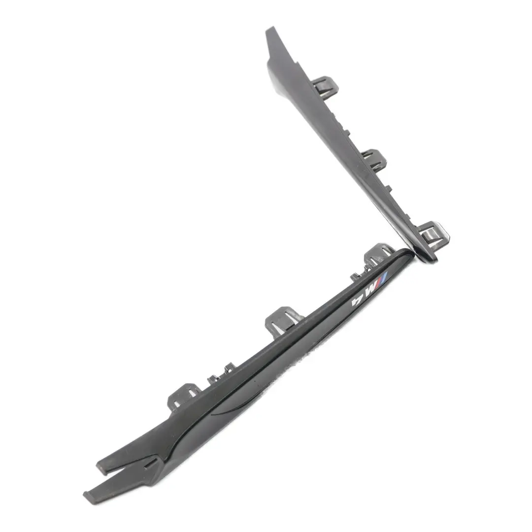 Ensemble de moulures d'ailes extérieures gauche droite pour BMW F83 M4 Competition à propos du numéro de pièce 8068585 BMW F83 M4 Competition Ensemble de moulures d'ailes extérieures gauche droite - SKU 8068585 - Numéro de pièce 8068585
