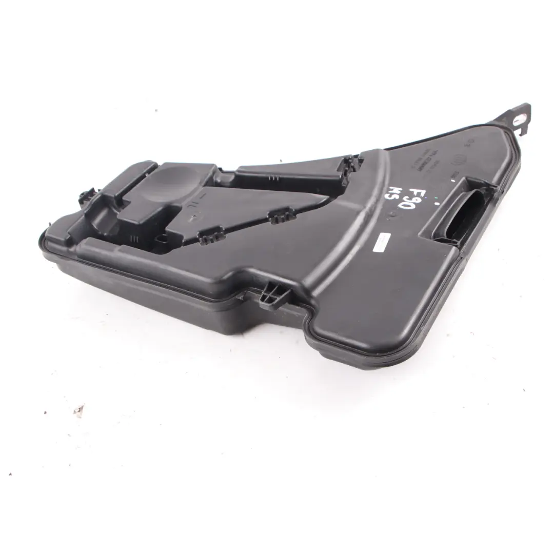 serbatoio rondella fluido pulizia contenitore bottiglia per BMW F90 M5 con numero di parte 8071739 BMW F90 M5 serbatoio rondella fluido pulizia contenitore bottiglia - SKU 8071739 - Numero di parte 8071739