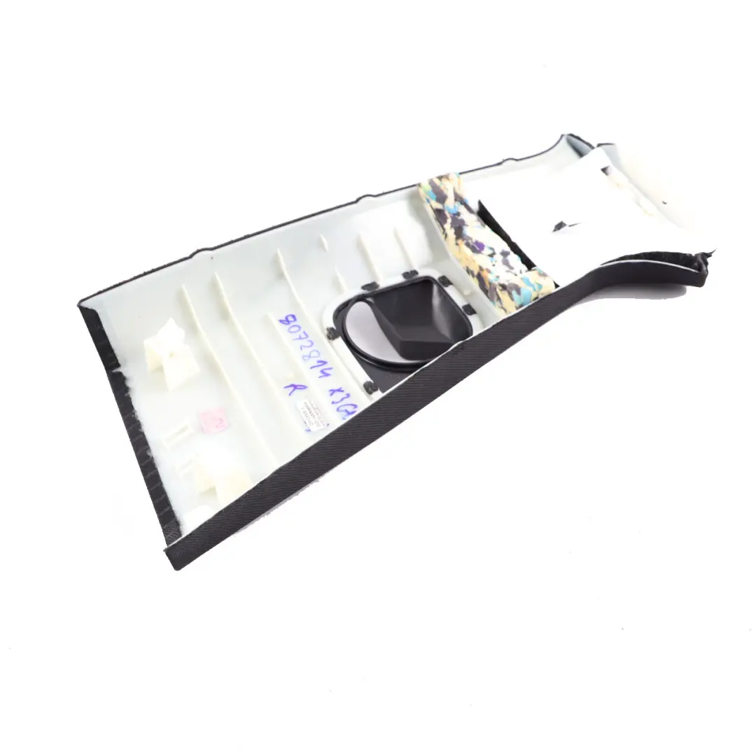 Osłona Obudowa Słupeka B Prawa Czarna do BMW X3 G01 o numerze 8072814 BMW X3 G01 Osłona Obudowa Słupeka B Prawa Czarna - SKU 8072814 - Numer Części 8072814