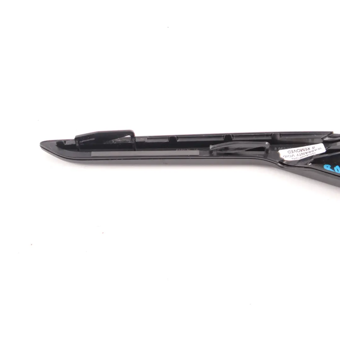 Duct Side Panel Front Right O/S Fender Trim High Gloss to BMW F90 M5 Air with Part number 8076048 BMW F90 M5 Air Duct Side Panel Front Right O/S Fender Trim High Gloss - SKU 8076048 - Part number 8076048