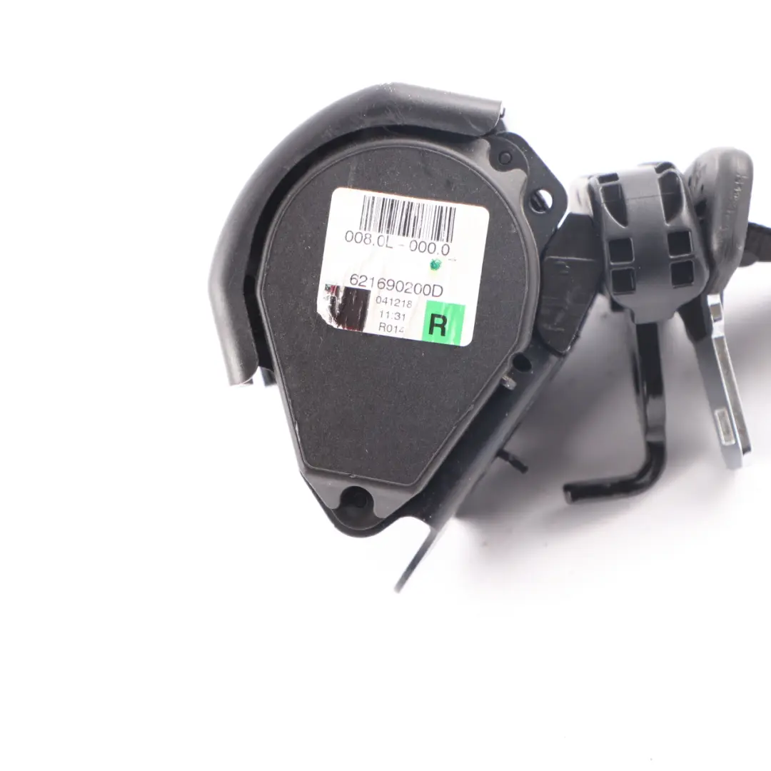 Belt BMW F83 M4 Convertible M Sport Rear Right Upper Safety Belt to Seat with Part number 8076358 Seat Belt BMW F83 M4 Convertible M Sport Rear Right Upper Safety Belt - SKU 8076358 - Part number 8076358