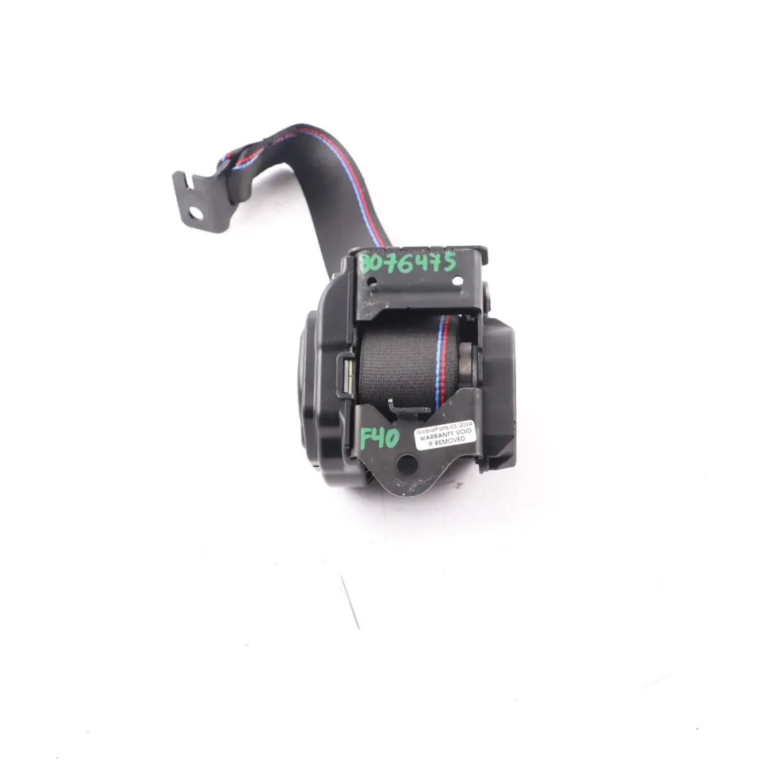 Sicherheitsgurt Hinten Links M Sport M-Tricolored für BMW F40 mit Teilenummer 8076475 BMW F40 Sicherheitsgurt Hinten Links M Sport M-Tricolored - SKU 8076475 - Teilenummer 8076475