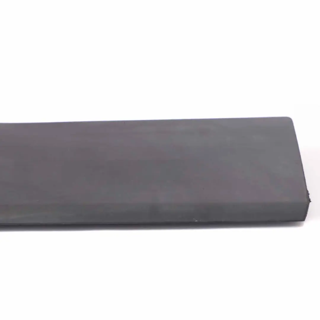 Mk3 Front Door Moulding Right O/S Trim Strip Cover to Renault Trafic with Part number 808200752R Renault Trafic Mk3 Front Door Moulding Right O/S Trim Strip Cover - SKU 808200752R-1 - Part number 808200752R