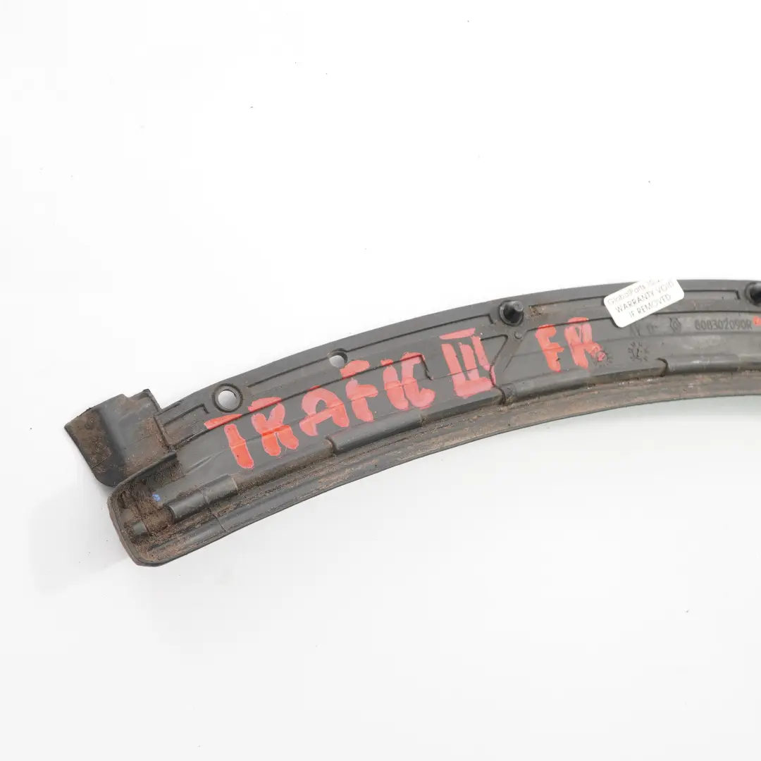 Tira de puerta delantera derecha Guía de goma para Renault Trafic III con número de pieza 808302090R Renault Trafic III Tira de puerta delantera derecha Guía de goma - SKU 808302090R - Número de pieza 808302090R
