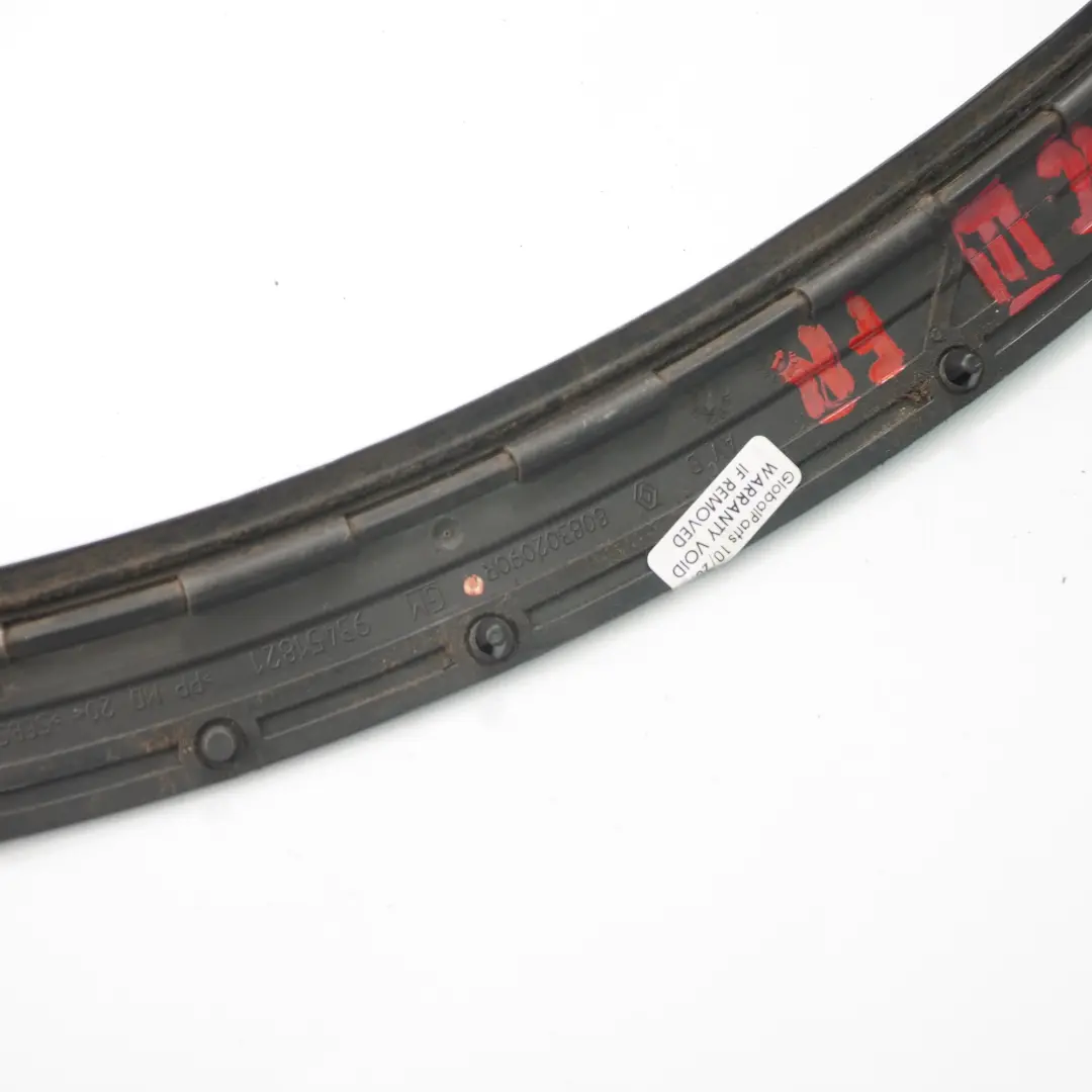 Tira de puerta delantera derecha Guía de goma para Renault Trafic III con número de pieza 808302090R Renault Trafic III Tira de puerta delantera derecha Guía de goma - SKU 808302090R - Número de pieza 808302090R