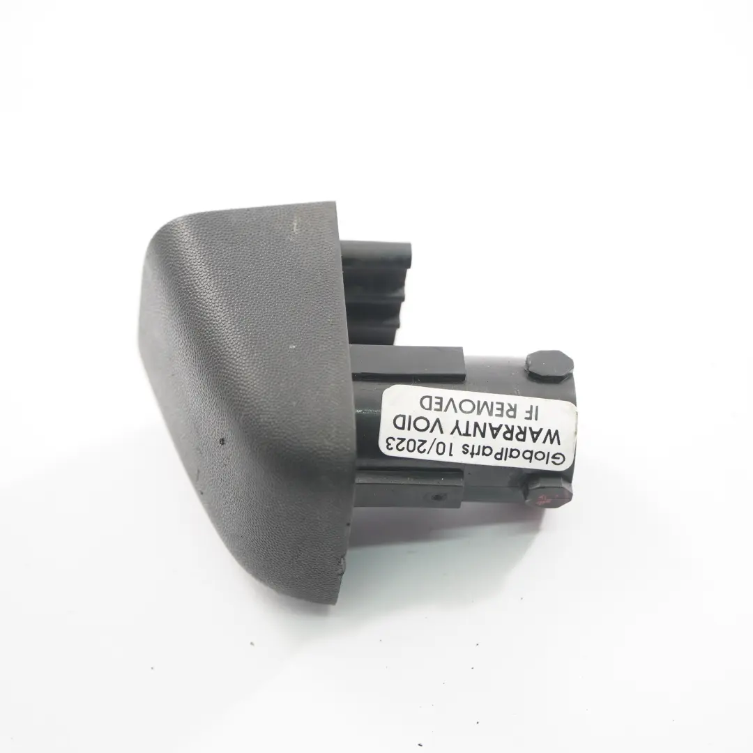 Embellecedor manilla puerta lateral derecha para Renault Trafic III con número de pieza 808406464R Renault Trafic III Embellecedor manilla puerta lateral derecha - SKU 808406464R - Número de pieza 808406464R