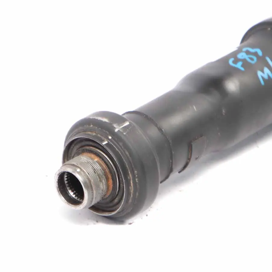 Propshaft BMW F80 M3 F82 M4 Carbon Fibre Drive Shaft Driveshaft to with Part number 8089609 Propshaft BMW F80 M3 F82 M4 Carbon Fibre Drive Shaft Driveshaft - SKU 8089609 - Part number 8089609