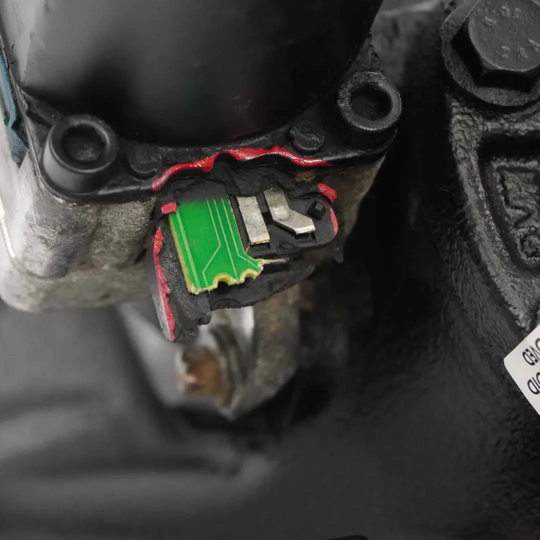 Differentiel Diff Arriere Essieu 3,15 GARANTIE pour BMW F10 M5 F06 F12 M6 à propos du numéro de pièce 8090474 BMW F10 M5 F06 F12 M6 Differentiel Diff Arriere Essieu 3,15 GARANTIE - SKU 8090474-1 - Numéro de pièce 8090474