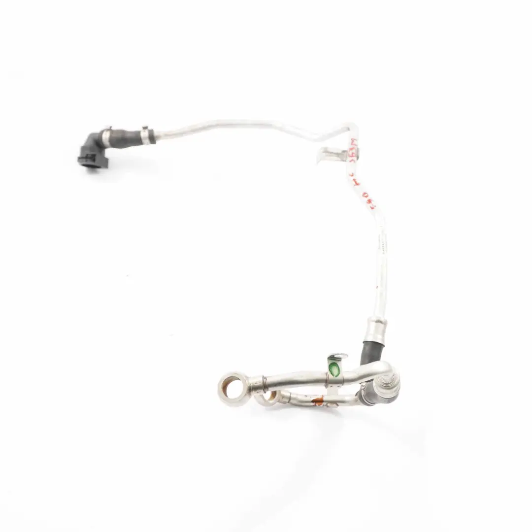 Tuyau D'Alimentation De Turbocompresseur Cylindre 5-8 pour BMW F90 M5 F92 M8 à propos du numéro de pièce 8092600 BMW F90 M5 F92 M8 Tuyau D'Alimentation De Turbocompresseur Cylindre 5-8 - SKU 8092600 - Numéro de pièce 8092600