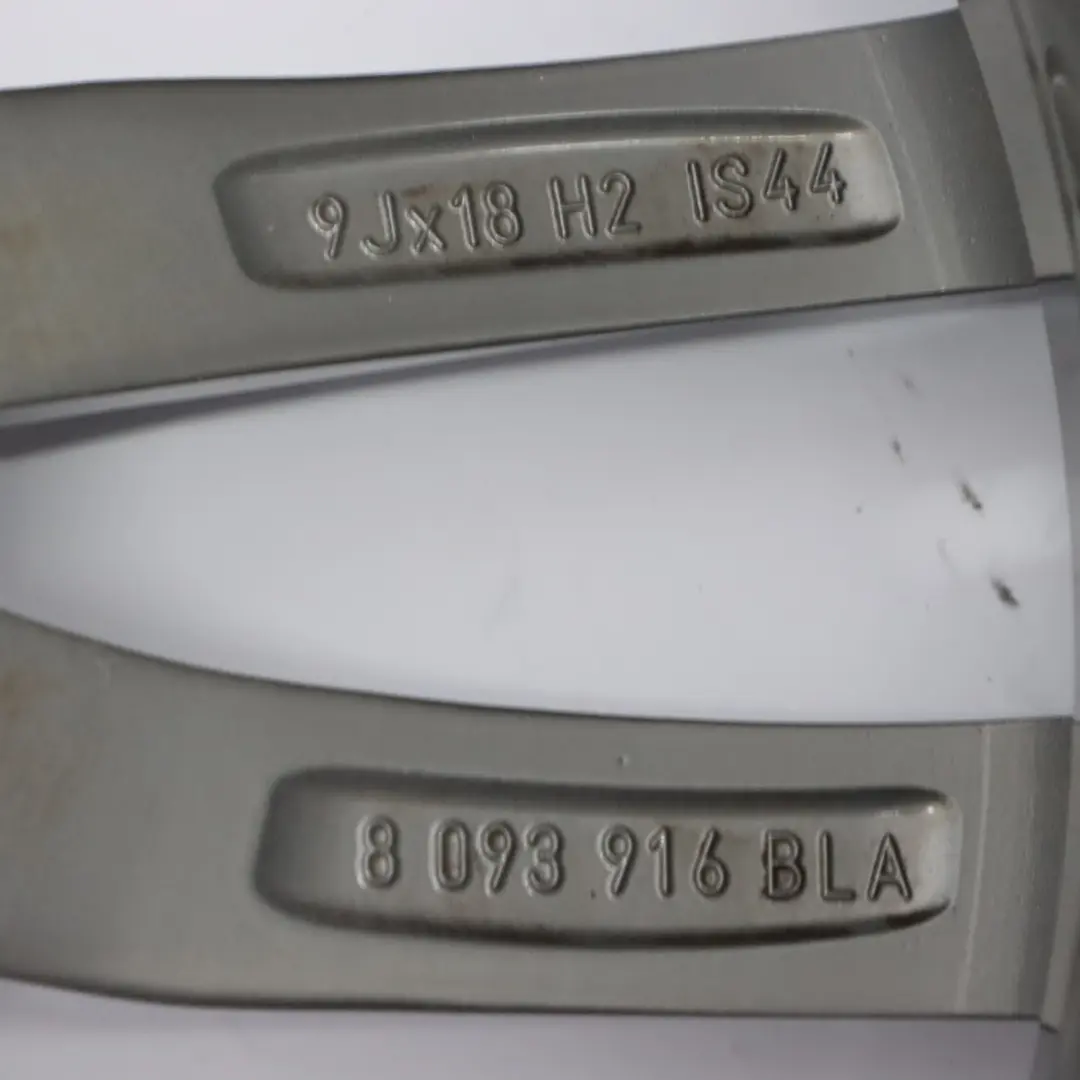 Jante arrière en alliage gris ferrique 18" 9J ET:44 pour BMW G30 à propos du numéro de pièce 8093406 BMW G30 Jante arrière en alliage gris ferrique 18" 9J ET:44 - SKU 8093406-2 - Numéro de pièce 8093406
