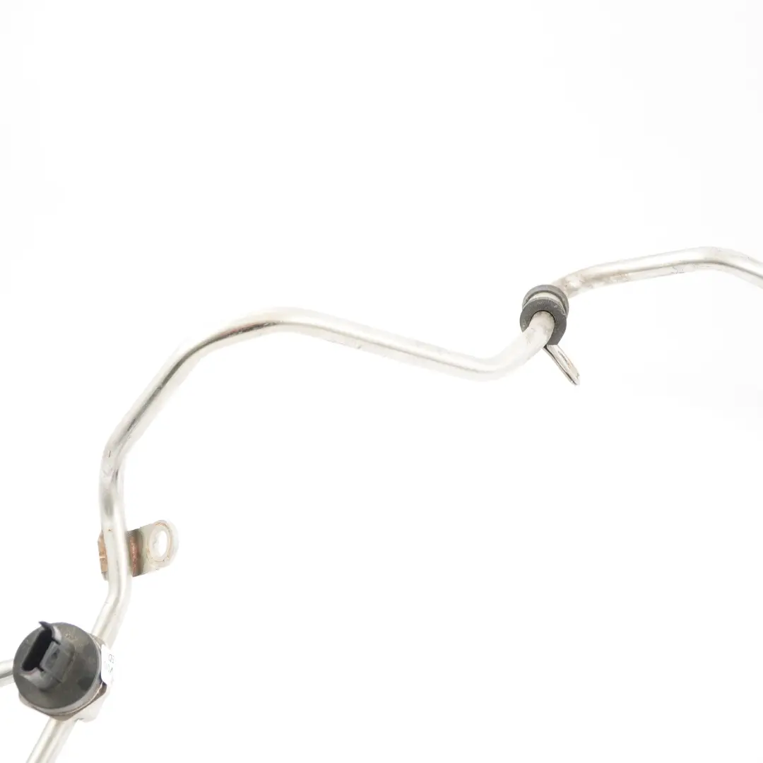  Línea combustible BMW F90 M5 F91 F92 M8 Manguera alimentación inyección - SKU 8096111 - Número de pieza 8096111