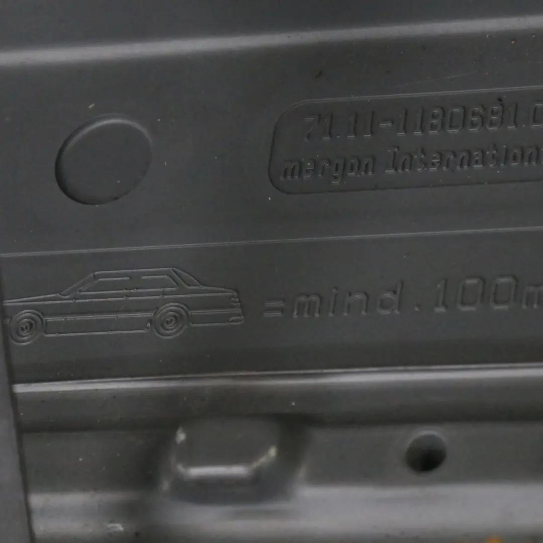 Koffer Raum Deckel Innen Verkleidung Abdeckung Graphit für BMW E38 mit Teilenummer 8125965 BMW E38 Koffer Raum Deckel Innen Verkleidung Abdeckung Graphit - SKU 8125965 - Teilenummer 8125965