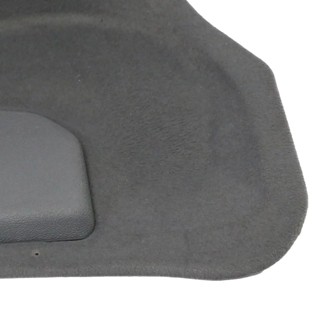 Revestimiento Interior Panel Maletero Color Grafito para BMW E38 con número de pieza 8125965 BMW E38 Revestimiento Interior Panel Maletero Color Grafito - SKU 8125965 - Número de pieza 8125965