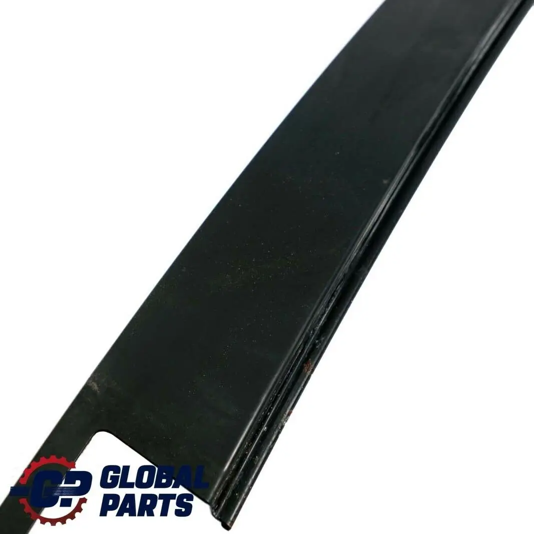 Couverture Fenetre Porte Arriere Droite 5134 pour BMW E46 à propos du numéro de pièce 8160972 BMW E46 Couverture Fenetre Porte Arriere Droite 5134 - SKU 8160972 - Numéro de pièce 8160972
