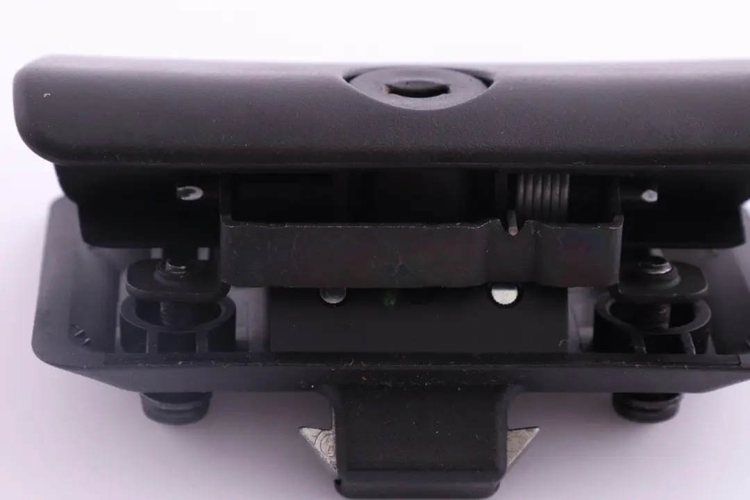 BMW X3 X5 Fila E53 E83 Chiusura Vano Portaoggetti Parte Inferiore Nero - SKU 8163018-1 - Numero di parte 8163018