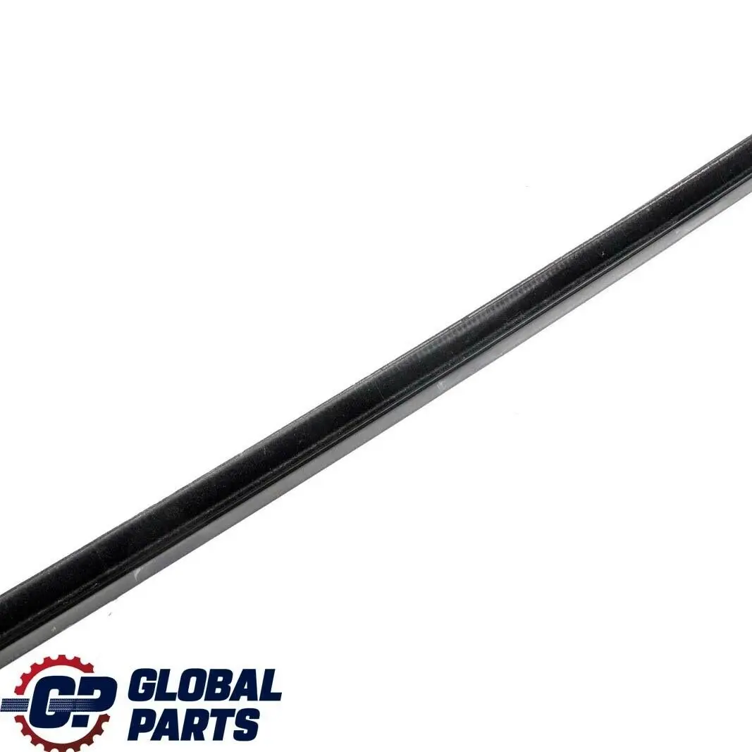 BMW E36 Berlina Touring Paraspruzzi Interno Porta Anteriore Sinistro Nero N/S - SKU 8174763 - Numero di parte 8174763