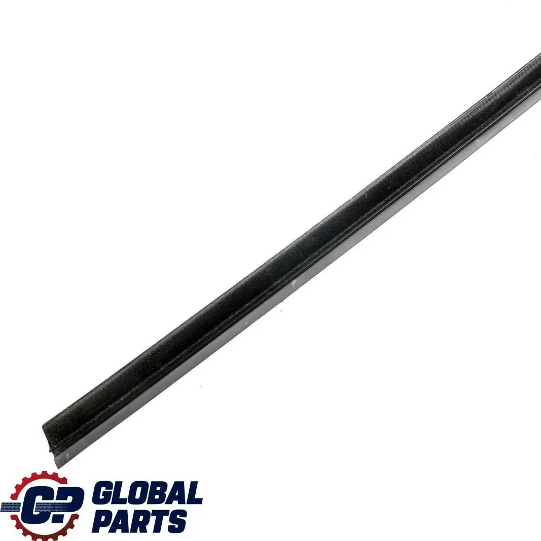 BMW E36 Berlina Touring Paraspruzzi Interno Porta Anteriore Sinistro Nero N/S - SKU 8174763 - Numero di parte 8174763