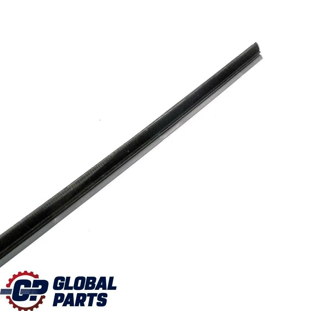 BMW E36 Berlina Touring Burlete Interior Puerta Delantera Izquierda Negro - SKU 8174763 - Número de pieza 8174763