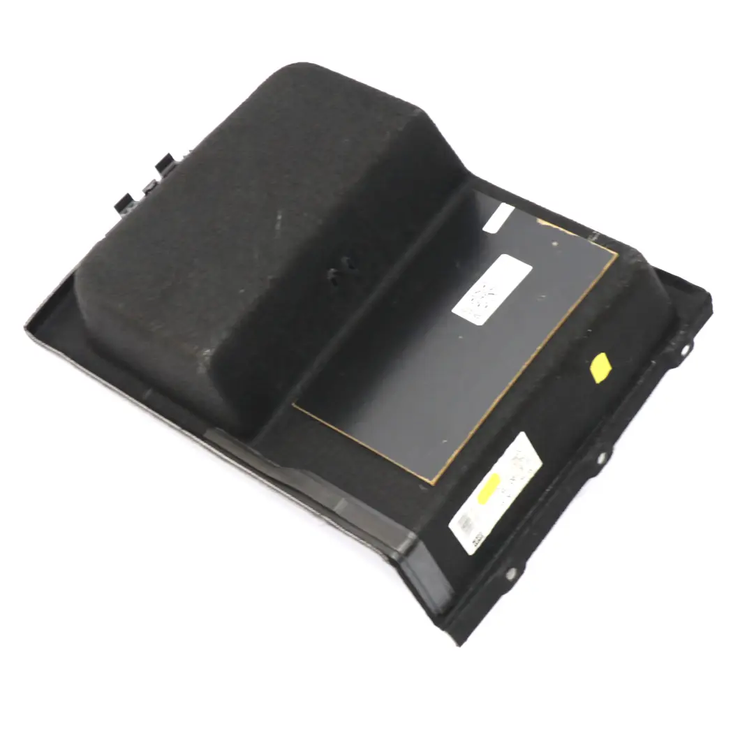 Baule Stivale Tappeto Pannello copertura lato sinistro Pannello per BMW E39 con numero di parte 8190761 BMW E39 Baule Stivale Tappeto Pannello copertura lato sinistro Pannello - SKU 8190761 - Numero di parte 8190761