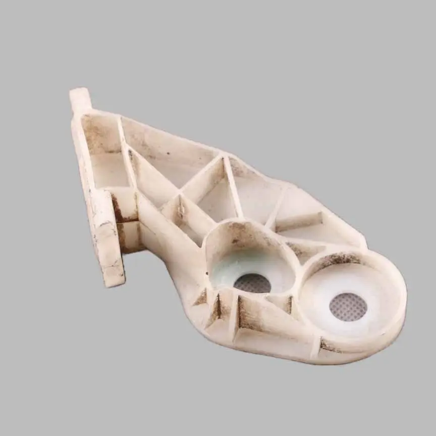 Uchwyt Ślizg Mocowanie Zderzaka Lewy Przód do BMW E46 o numerze 8195295 BMW E46 Uchwyt Ślizg Mocowanie Zderzaka Lewy Przód - SKU 8195295 - Numer Części 8195295