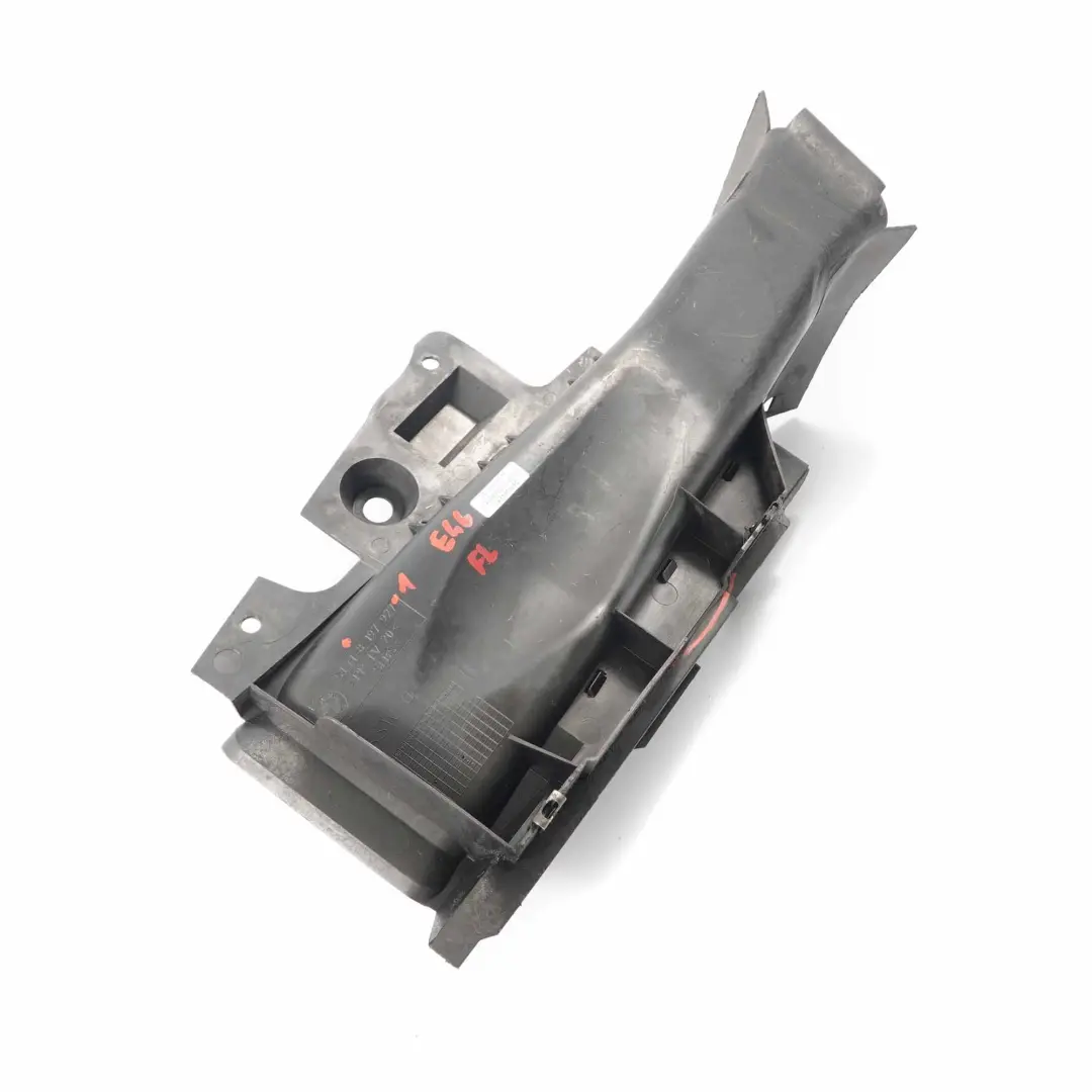 Brake Duct BMW E46 Front Left N/S Brake Air Duct Channel to with Part number 8197927 Brake Duct BMW E46 Front Left N/S Brake Air Duct Channel - SKU 8197927-1 - Part number 8197927