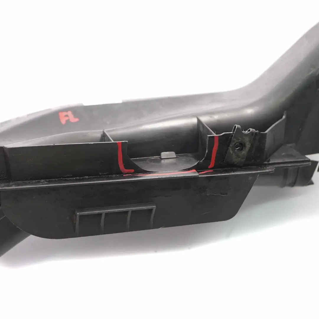 Guidage De L'Air Frein Avant a Gauche pour BMW E46 à propos du numéro de pièce 8197927 BMW E46 Guidage De L'Air Frein Avant a Gauche - SKU 8197927-1 - Numéro de pièce 8197927