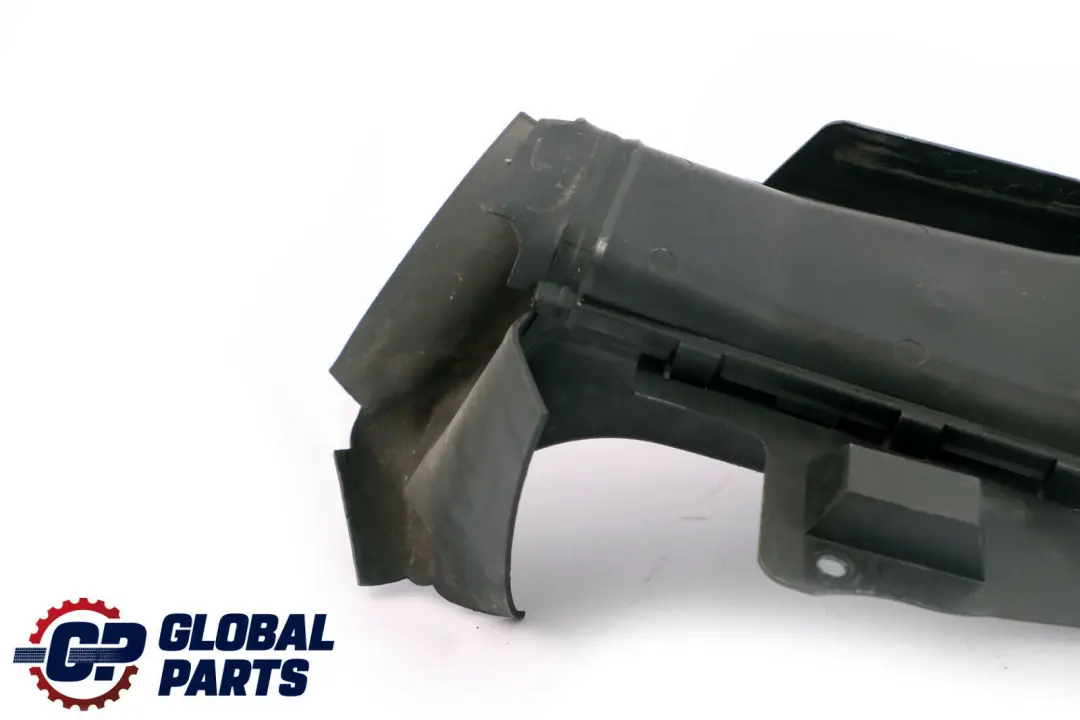 Conducto De aire del freno delantero izquierdo para BMW E46 con número de pieza 8197927 BMW E46 Conducto De aire del freno delantero izquierdo - SKU 8197927 - Número de pieza 8197927