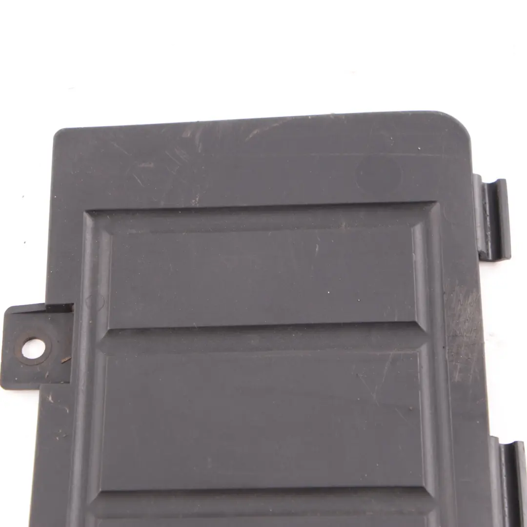 Oil Sump Drain Plug Covering Cap Panel Plate 5171 to BMW E46 with Part number 8197932 BMW E46 Oil Sump Drain Plug Covering Cap Panel Plate 5171 - SKU 8197932 - Part number 8197932