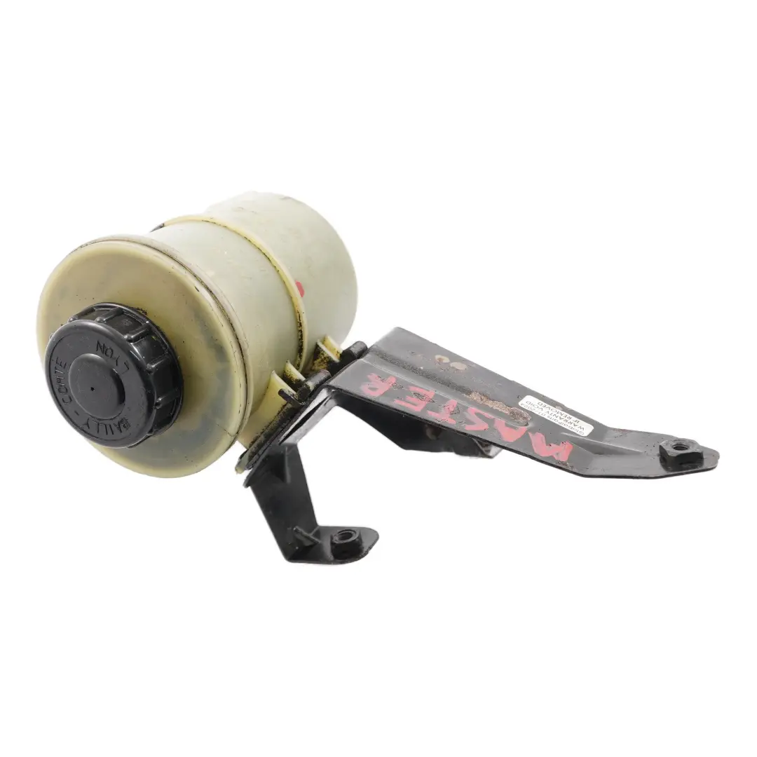 Support de réservoir de liquide direction assistée pour Renault Master II à propos du numéro de pièce 8200005185 Renault Master II Support de réservoir de liquide direction assistée - SKU 8200005185 - Numéro de pièce 8200005185