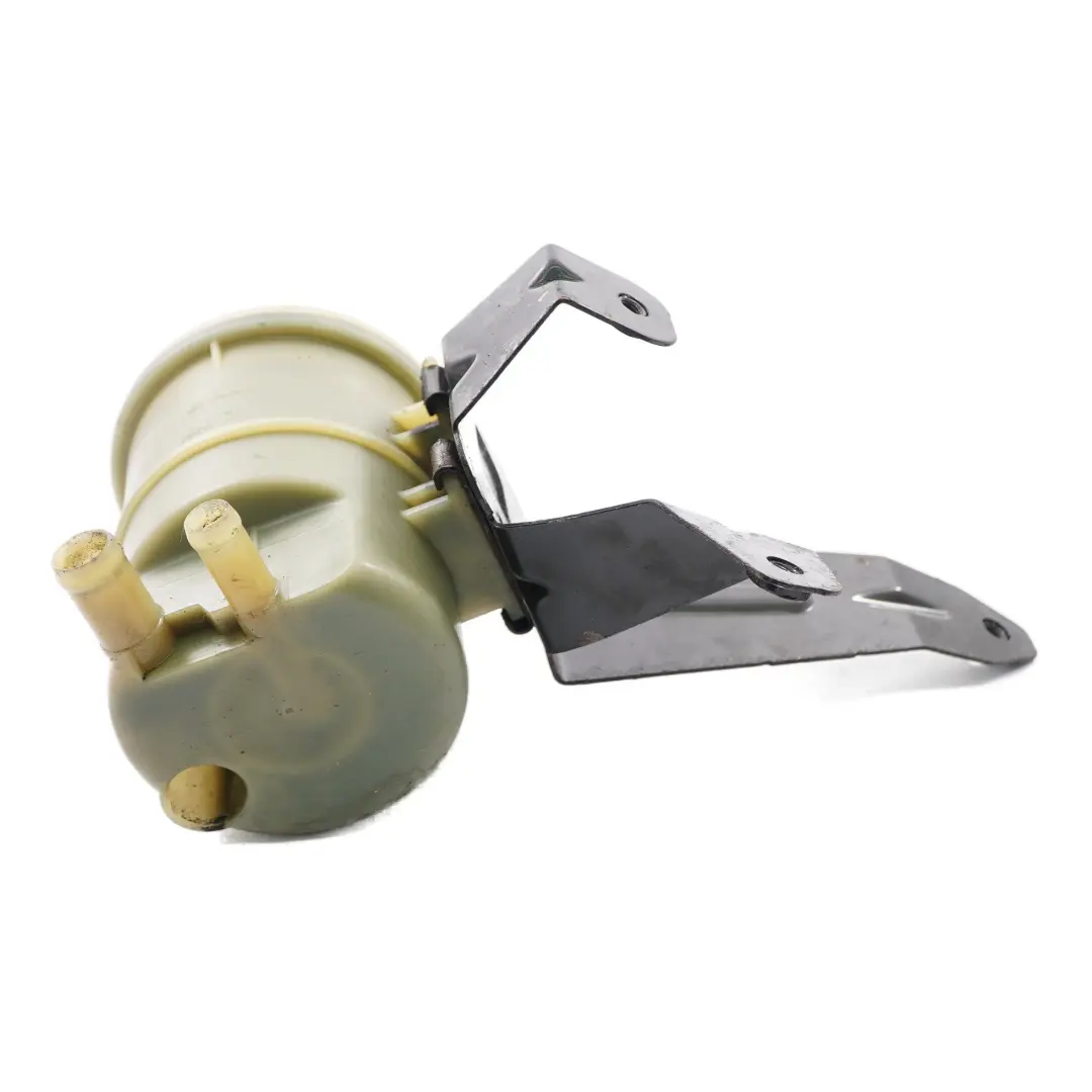 Serbatoio del liquido servosterzo Staffa serbatoio per Renault Master II con numero di parte 8200005185 Renault Master II Serbatoio del liquido servosterzo Staffa serbatoio - SKU 8200005185 - Numero di parte 8200005185