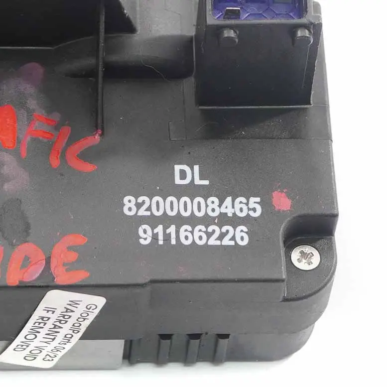 Renault Trafic Actuador Bloqueo Puerta Corredera Lado Izquierdo - SKU 8200008465 - Número de pieza 8200008465